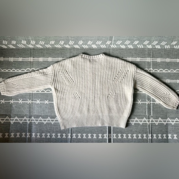 For the Republic Cream Sweater Size M - Picture 3 of 4